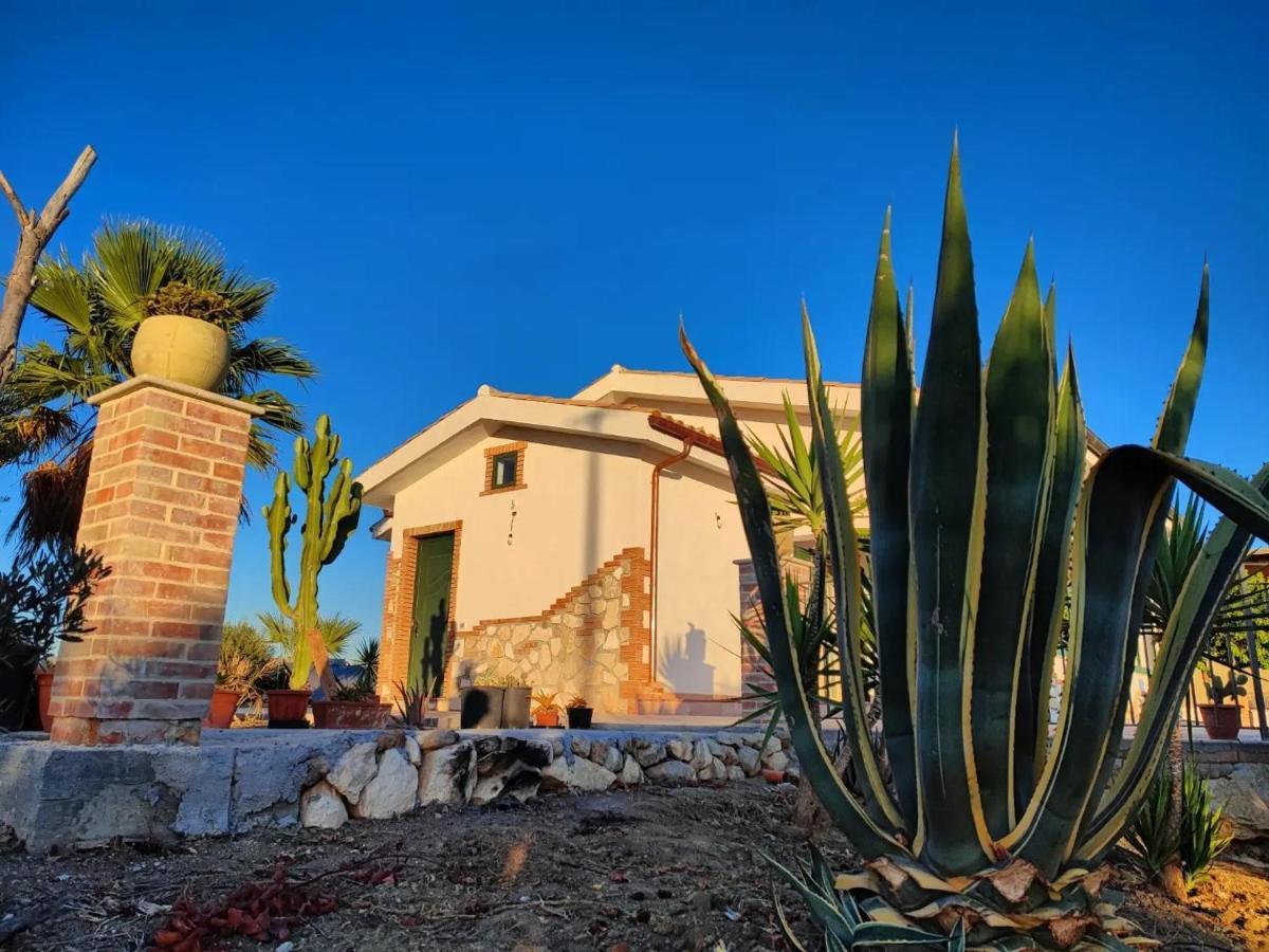 Вилла Il Casale Di Bovo Marina Монталлегро Экстерьер фото