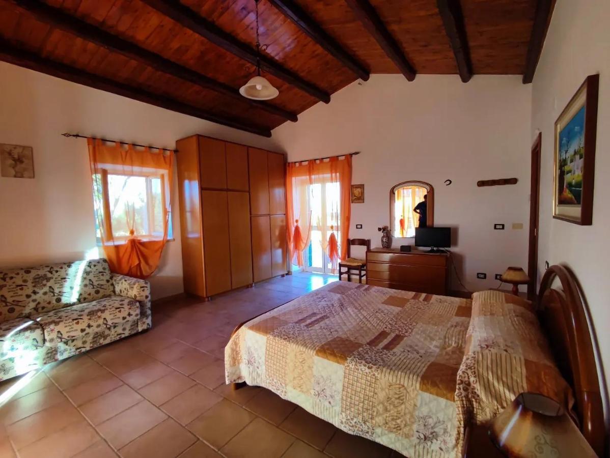 Вилла Il Casale Di Bovo Marina Монталлегро Экстерьер фото